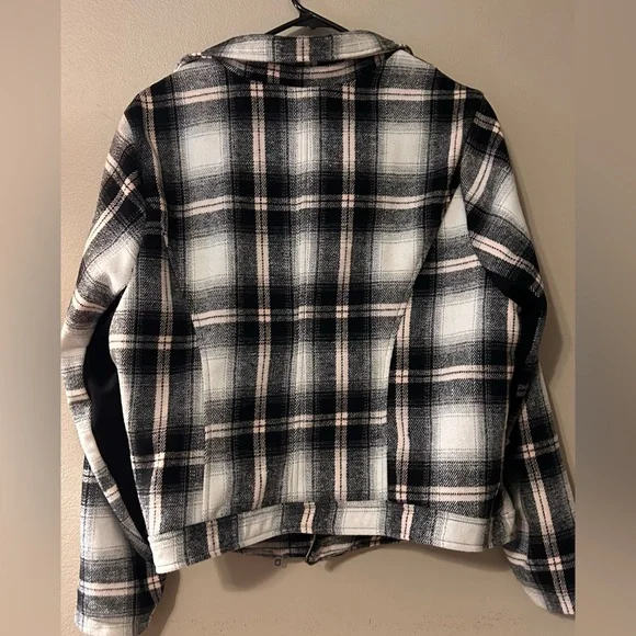 Torrid Black, White & Light Pink Coat - Picture 9 of 9